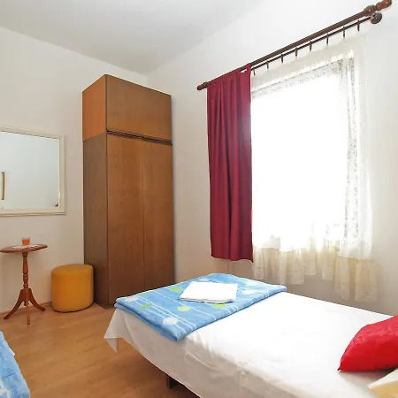 Διαμέρισμα Vladimira 1569 *