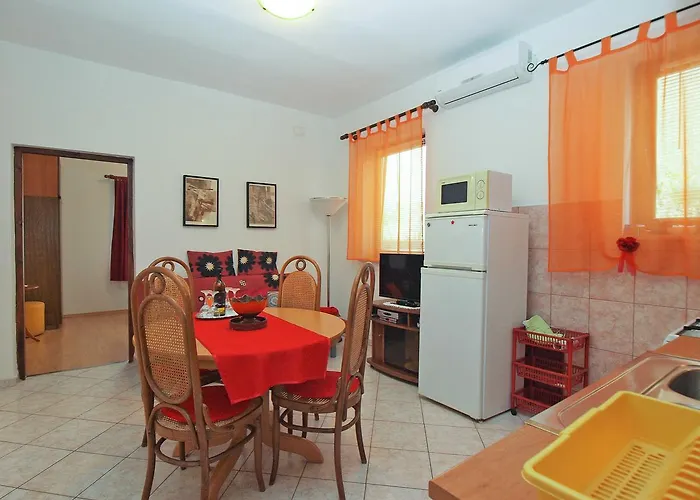 Vladimira 1569 Apartamento *