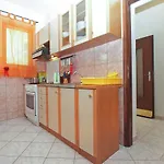 Vladimira 1569 דירה *