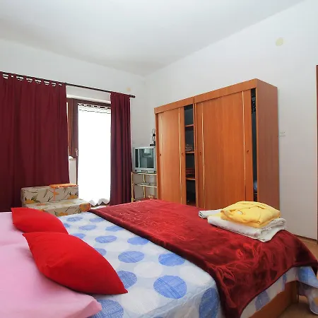 Vladimira 1569 Daire